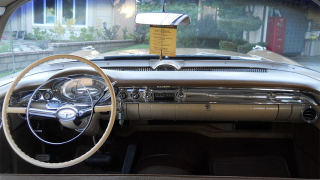 Illustration for article titled Survivor 1957 Oldsmobile Super 88 Fiesta Wagon is rare and beautiful